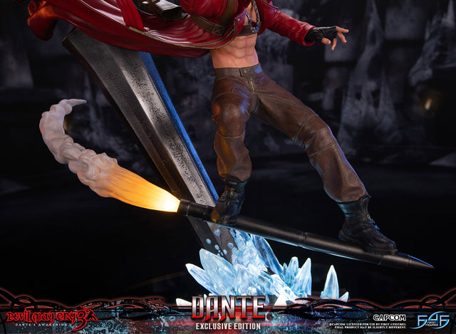 Devil May Cry 3 - Dante (Exclusive Edition) (101c9cf8-9383-42ea-9a21-c52b5c39060c.jpg)
