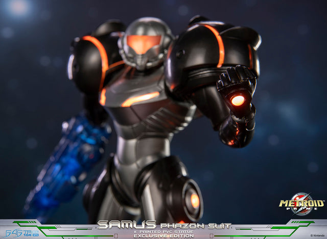 Metroid Prime™ - Samus Phazon Suit PVC (Exclusive Edition) (1ebaaf6d-8dba-4b59-842c-12e081696131.jpg)