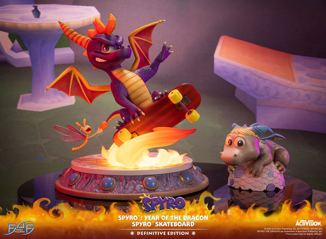 Spyro™: Year of the Dragon - Spyro™ Skateboard (Definitive Edition) (29347797-1e8d-4f3c-8de9-83d5097edbc4.jpg)