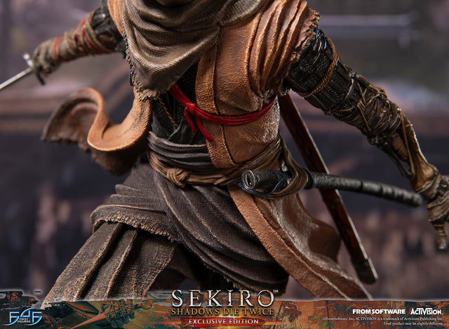 Sekiro™: Shadows Die Twice - Sekiro (Exclusive Edition) (2a895fc7-4dbb-4a4a-ab53-25293e31bef3.jpg)