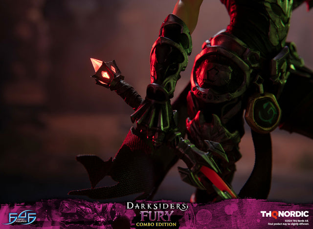 Darksiders - Fury (Combo Edition) (3d3c6831-833c-40d5-8d28-65c02beec82b.jpg)