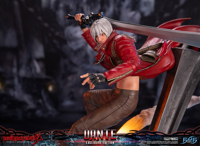 Devil May Cry 3 - Dante (Exclusive Edition) (4f9cc0d9-b363-48b5-a3f6-5c4d9288fb7c.jpg)
