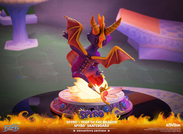 Spyro™: Year of the Dragon - Spyro™ Skateboard (Definitive Edition) (66e2b9e1-5dfc-4420-a73c-d07a8ff60605.jpg)