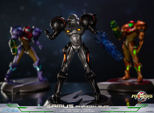 Metroid Prime™ - Samus Phazon Suit PVC (Collector’s Edition) (841d58cb-6892-4a83-84ec-694773b74bce.jpg)