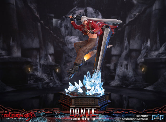 Devil May Cry 3 - Dante (Exclusive Edition) (849a86ca-194e-405d-a49c-ed7589e1efb5.jpg)