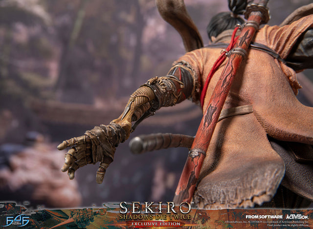 Sekiro™: Shadows Die Twice - Sekiro (Exclusive Edition) (8f48d6cf-cd27-4f24-af96-0ede94fde07c.jpg)