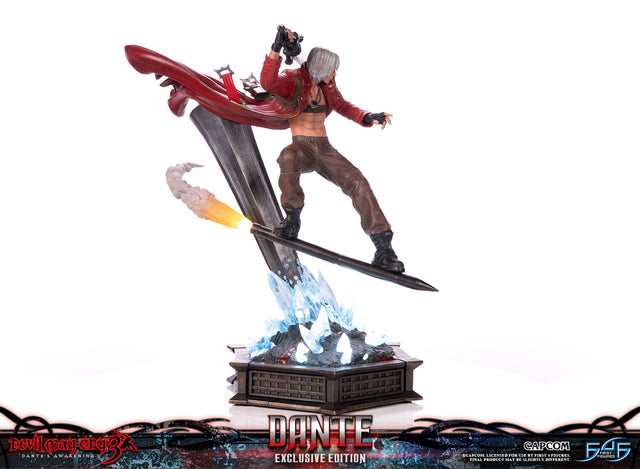 Devil May Cry 3 - Dante (Exclusive Edition) (90975180-636a-4112-81c6-5cfaae36b201.jpg)
