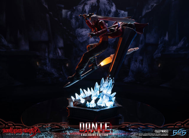 Devil May Cry 3 - Dante (Exclusive Edition) (95356821-aa5e-44d2-9007-225920e231dd.jpg)