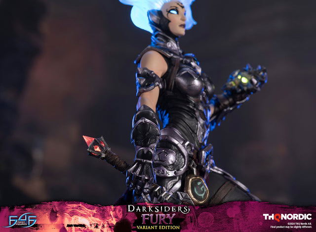 Darksiders - Fury (Variant Edition) (95a1c804-a2b6-4d43-baa5-6b51819bdf94.jpg)