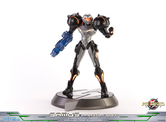 Metroid Prime™ - Samus Phazon Suit PVC (Collector’s Edition) (9abe4df1-5c40-45df-a540-934994860f58.jpg)