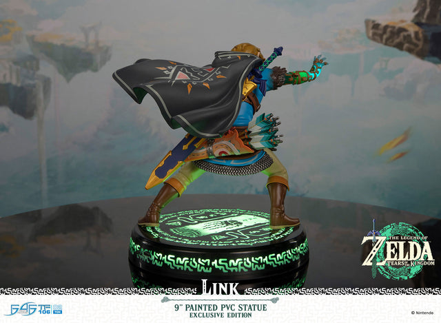 The Legend of Zelda™: Tears of the Kingdom - Link PVC (Exclusive Edition) (9ac7f9c3-be95-4679-94f7-258aa1ba03fc.jpg)