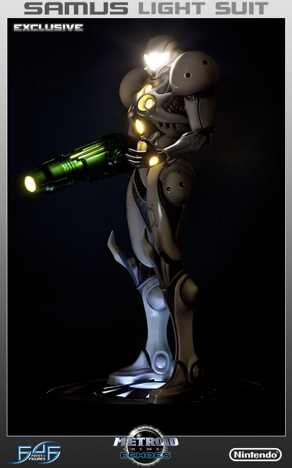Samus Light Suit Exclusive (MPLSX010.jpg)