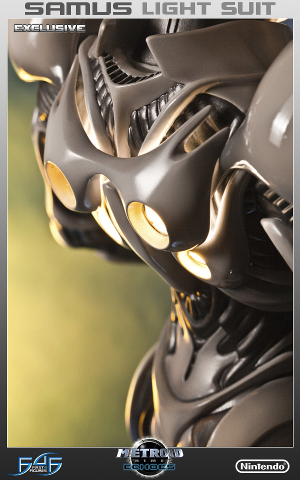 Samus Light Suit Exclusive (MPLSX015.jpg)