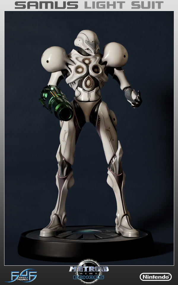 Samus Light Suit Exclusive (MPLSX024.jpg)