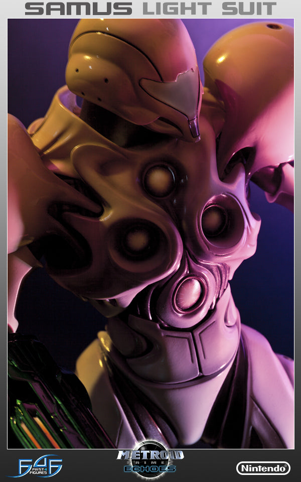 Samus Light Suit Exclusive (MPLSX046.jpg)