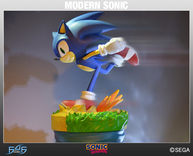 Modern Sonic (MSTHS014.jpg)