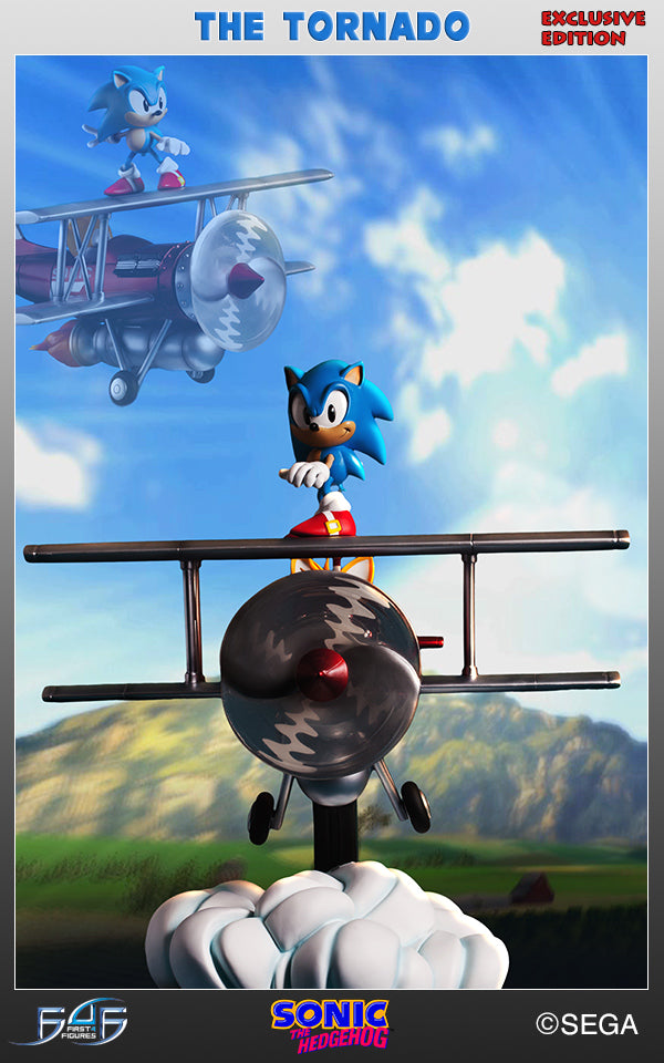 Sonic "The Tornado" Diorama Exclusive (SNTORX004.jpg)