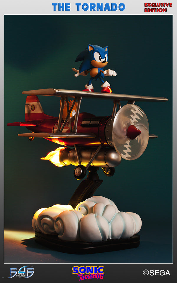 Sonic "The Tornado" Diorama Exclusive (SNTORX014.jpg)