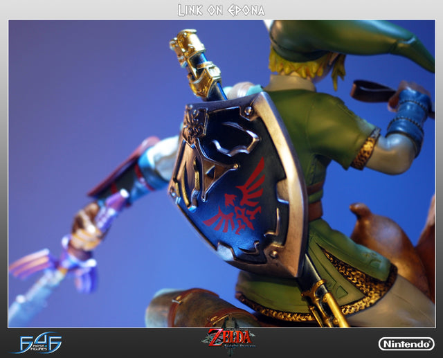 Link on Epona (TPLOE010.jpg)