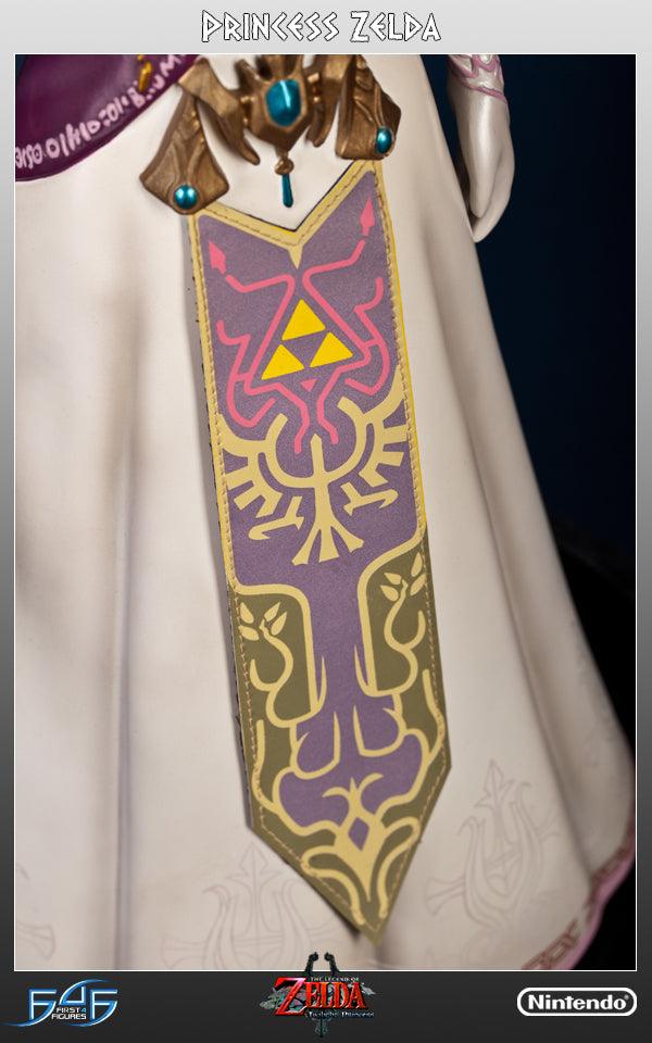 Zelda (ZZEL032.jpg)