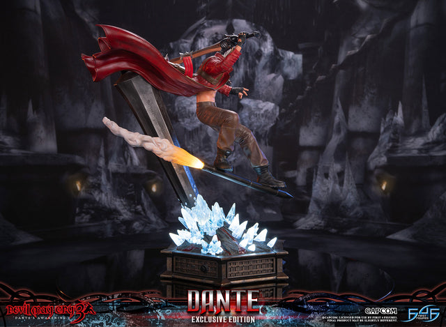 Devil May Cry 3 - Dante (Exclusive Edition) (a2184c91-f9bd-4915-b453-278b4e3cc540.jpg)
