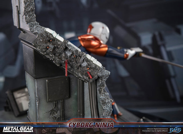 Metal Gear Solid - Cyborg Ninja (Gray Fox) (a32d4ce2-e95f-4713-9961-c294a0cf8de7.jpg)