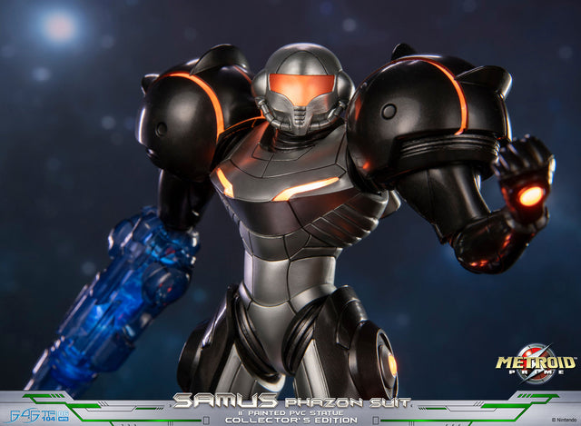 Metroid Prime™ - Samus Phazon Suit PVC (Collector’s Edition) (a53c8aaf-623c-4633-8235-396820c733b2.jpg)