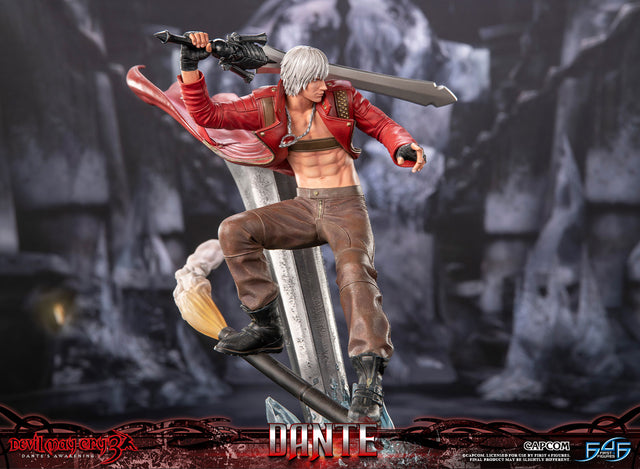 Devil May Cry 3 - Dante (a8146ed0-c12c-4061-bfab-173bd8342a34.jpg)
