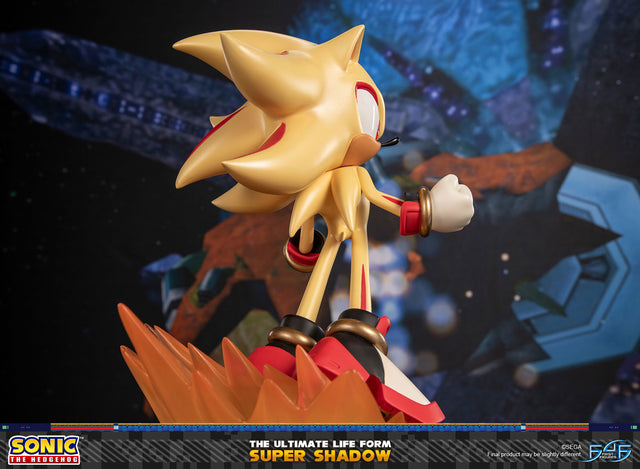 Sonic The Hedgehog - The Ultimate Life Form: Super Shadow (aaf8e0a1-0444-4f25-8711-383f9510e9a1.jpg)