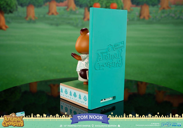 Animal Crossing: New Horizons - Tom Nook (Exclusive Edition) (actom_exce_04_1.jpg)