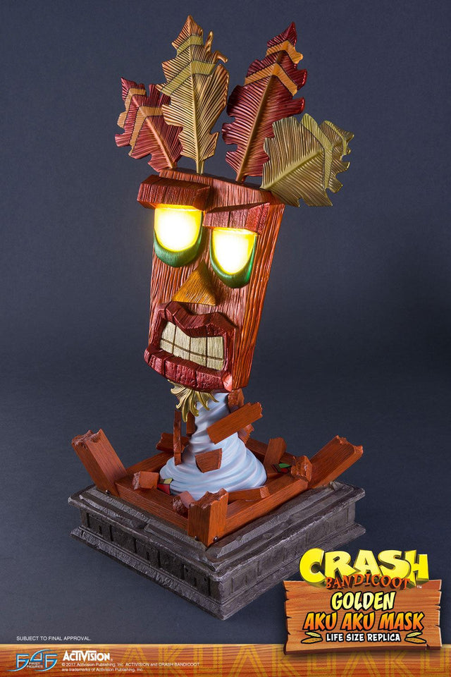 Golden Aku Aku Mask (aku_vertical_golden_15.jpg)