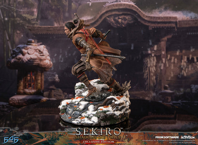 Sekiro™: Shadows Die Twice - Sekiro (Exclusive Edition) (b920a90e-fc97-4bba-9f99-fe0381813228.jpg)