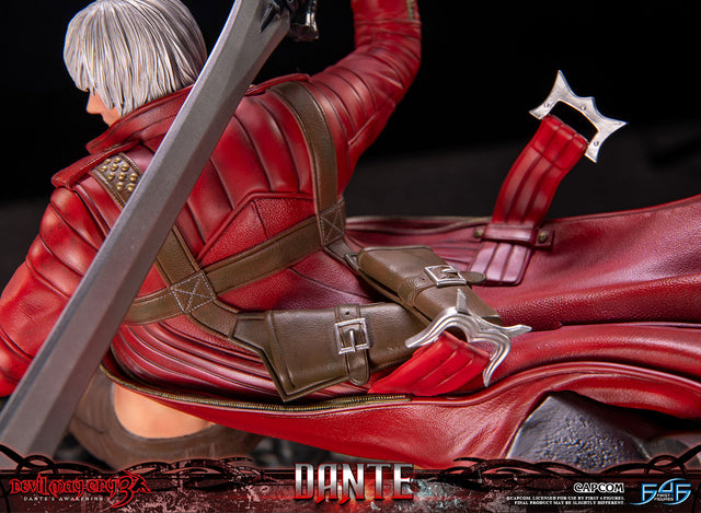 Devil May Cry 3 - Dante (c88c7db1-d788-4305-9e91-64de4dee90bb.jpg)