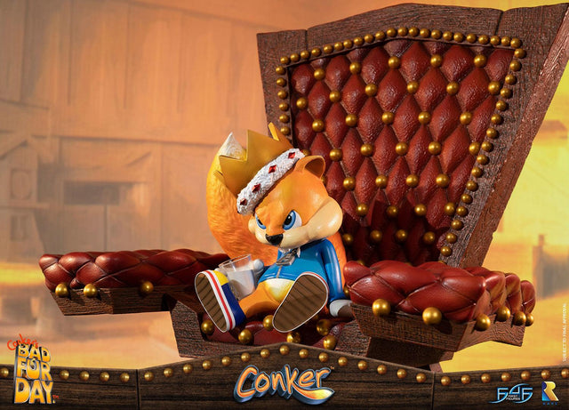 Conker: Conker's Bad Fur Day – Conker Standard Edition (conker_standard-h-13.jpg)