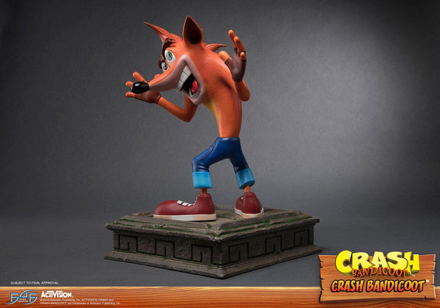 Crash Bandicoot (Regular) (crash-resin-horizontal-reg_03.jpg)