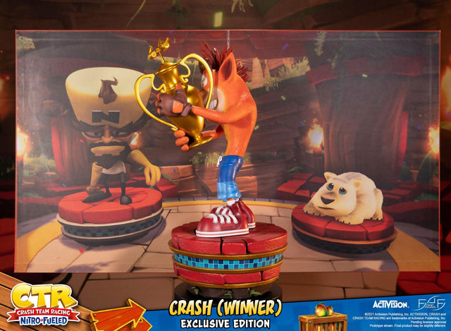 Crash Team Racing™ Nitro-Fueled – Crash (Winner) (Exclusive Edition) (crashwinner_exc03.jpg)