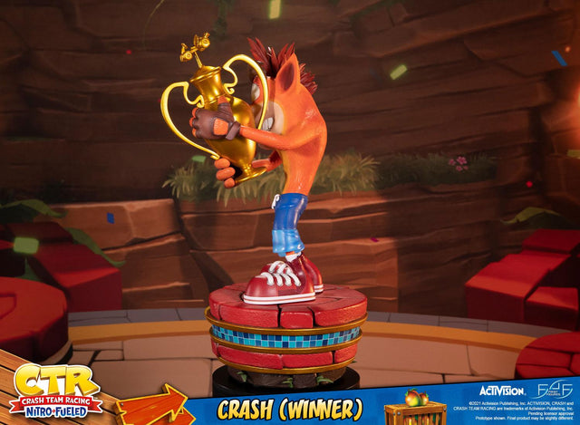 Crash Team Racing™ Nitro-Fueled – Crash (Winner) (Standard Edition) (crashwinner_stn03.jpg)