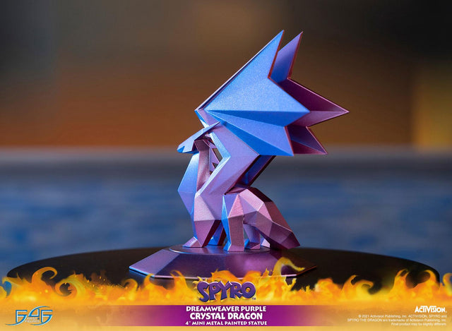 Spyro™ the Dragon - Dreamweaver Purple Crystal Dragon (crystaldragon_dreamweaverpurple-02.jpg)