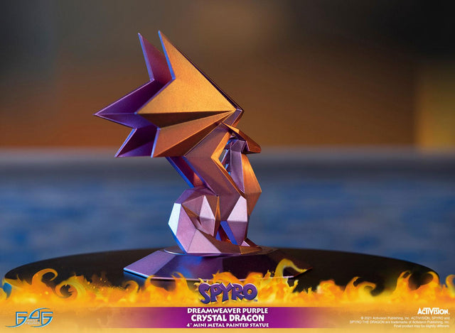 Spyro™ the Dragon - Dreamweaver Purple Crystal Dragon (crystaldragon_dreamweaverpurple-04.jpg)