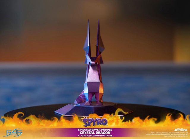 Spyro™ the Dragon - Dreamweaver Purple Crystal Dragon (crystaldragon_dreamweaverpurple-07.jpg)