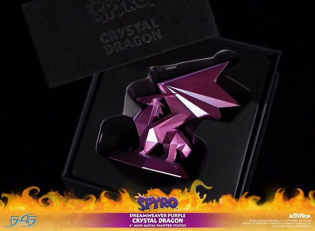 Spyro™ the Dragon - Dreamweaver Purple Crystal Dragon (crystaldragon_dreamweaverpurple-14.jpg)