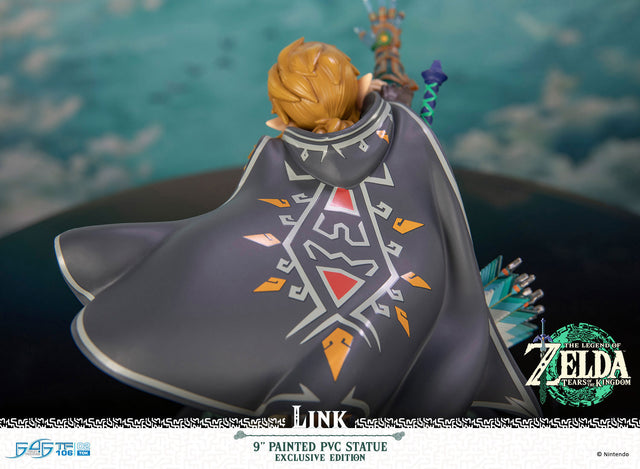 The Legend of Zelda™: Tears of the Kingdom - Link PVC (Exclusive Edition) (dcd4da7a-4b56-4725-bbfa-d91daaa4d5e2.jpg)