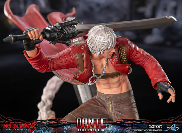 Devil May Cry 3 - Dante (Exclusive Edition) (df7e9e66-4775-4fb6-83ce-1a508e200931.jpg)