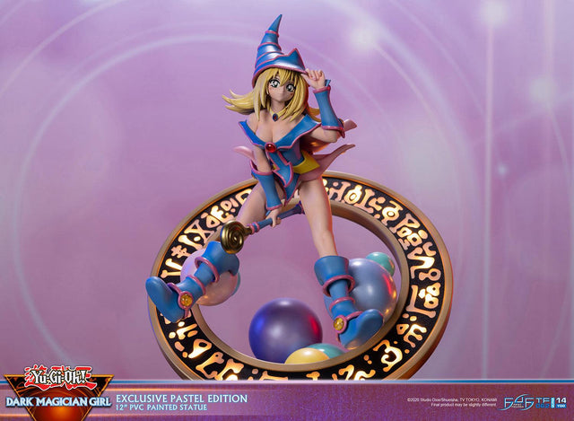 Yu-Gi-Oh! - Dark Magician Girl Exclusive (Pastel Edition) (dmg_ex_15_1.jpg)
