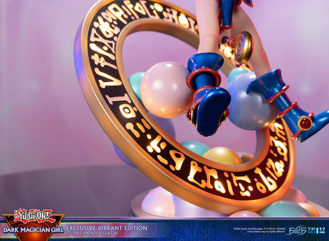 Yu-Gi-Oh! - Dark Magician Girl Exclusive (Vibrant Edition) (dmg_virex_19_1.jpg)