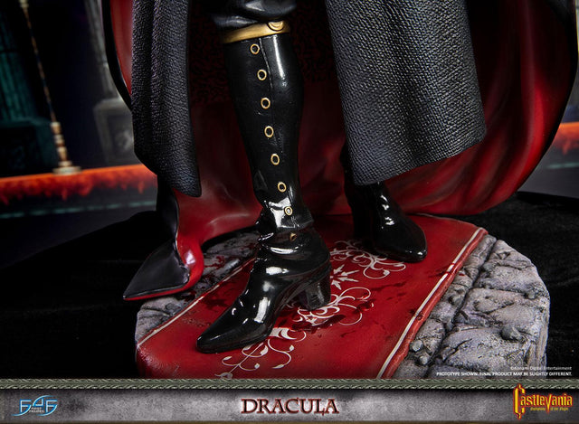 Castlevania: Symphony of the Night - Dracula Standard Edition (dracula_stn_h25.jpg)
