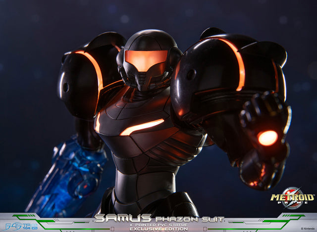 Metroid Prime™ - Samus Phazon Suit PVC (Exclusive Edition) (e1a5a15d-67a0-4a53-a6a5-4e792c18de8a.jpg)