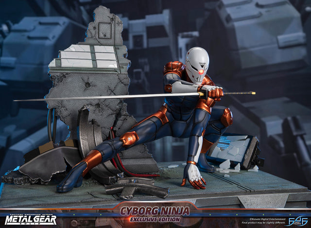 Metal Gear Solid - Cyborg Ninja (Gray Fox) (Exclusive Edition) (ebb57c5f-2f87-4277-8f31-e0abb0ef2c32.jpg)