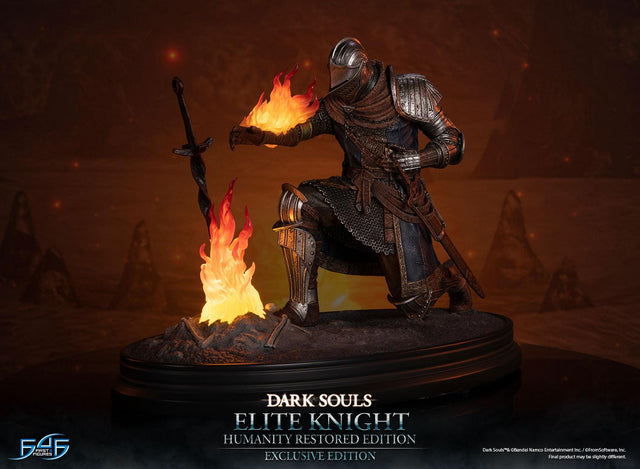 Dark Souls - Elite Knight: Humanity Restored Edition (Exclusive Edition) (ek_kneeling_ex_08.jpg)