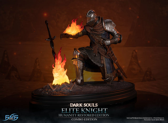 Dark Souls - Elite Knight Combo Edition (ek_kneeling_ex_08_1.jpg)